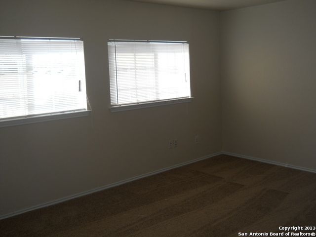 8818 KESTREL OAK, Converse, TX 78109