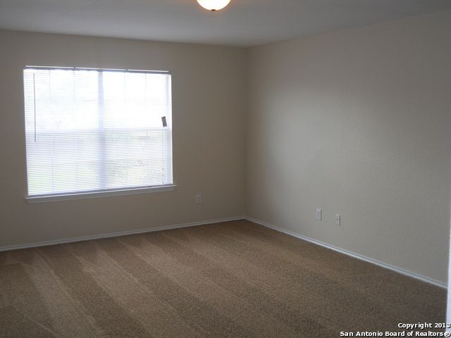 8818 KESTREL OAK, Converse, TX 78109