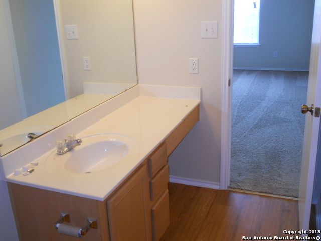 8818 KESTREL OAK, Converse, TX 78109