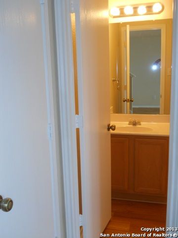 8818 KESTREL OAK, Converse, TX 78109