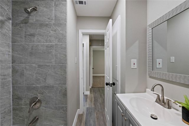 2410 Huntington Drive, Pasadena, TX 77506