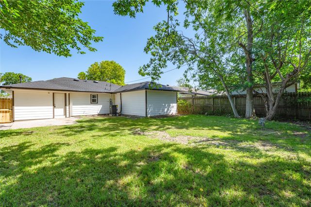 2410 Huntington Drive, Pasadena, TX 77506
