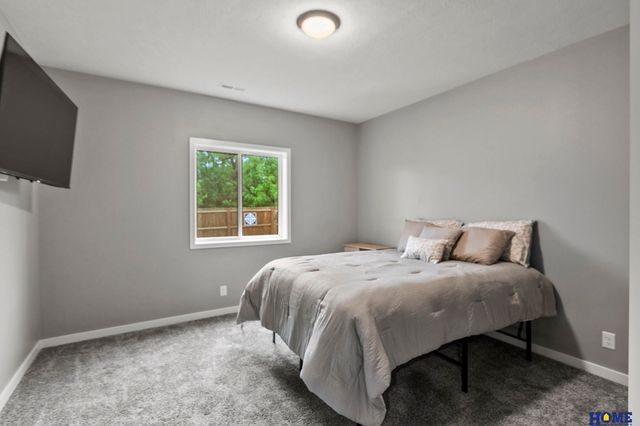 600 Eloise Avenue, Lincoln, NE 68520