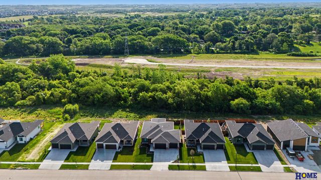 600 Eloise Avenue, Lincoln, NE 68520