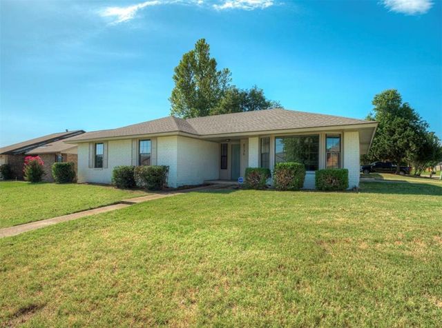 8736 NW 84th Street, Oklahoma City, OK 73132
