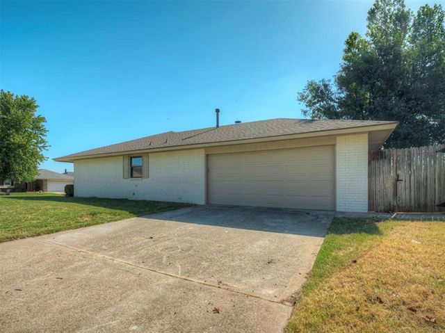8736 NW 84th Street, Oklahoma City, OK 73132