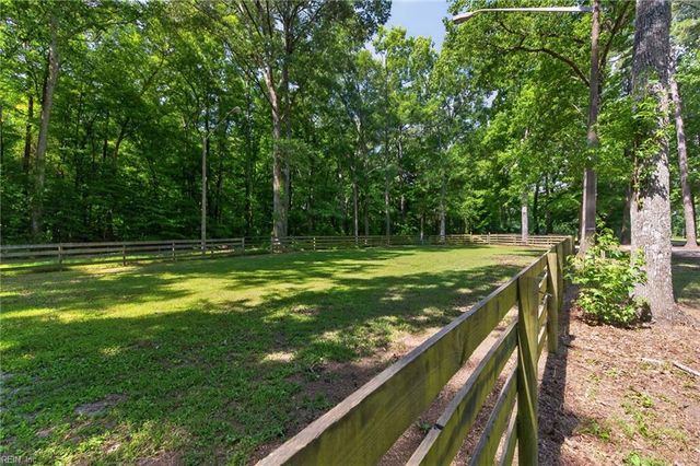 686 Princess Anne RD, Virginia Beach, VA 23457