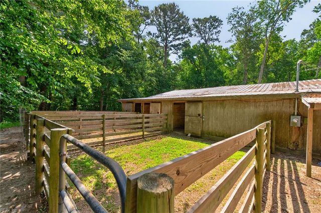 686 Princess Anne RD, Virginia Beach, VA 23457