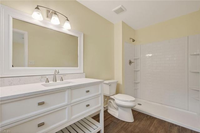 686 Princess Anne RD, Virginia Beach, VA 23457