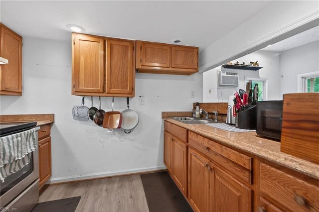 686 Princess Anne RD, Virginia Beach, VA 23457