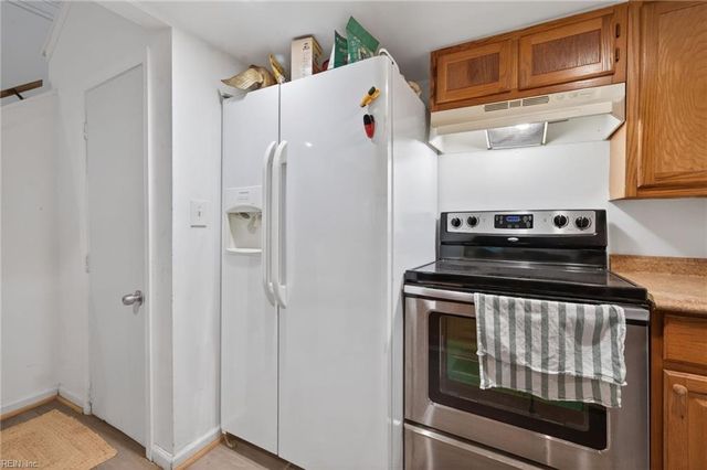 686 Princess Anne RD, Virginia Beach, VA 23457