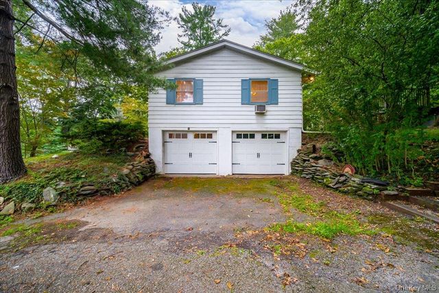 29 Brothers Road, Wappingers Falls, NY 12590