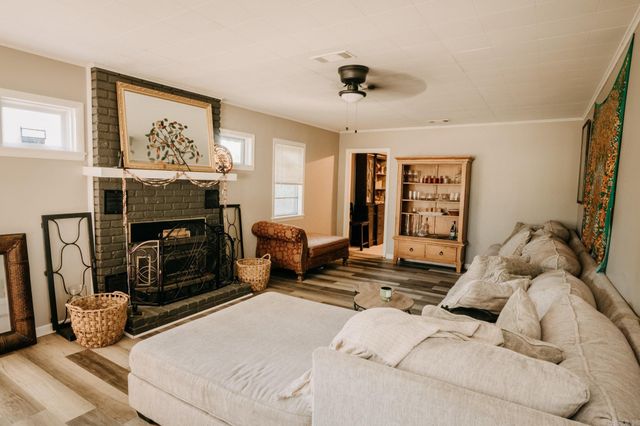 1212 W Jackman Street, Benton, AR 72015