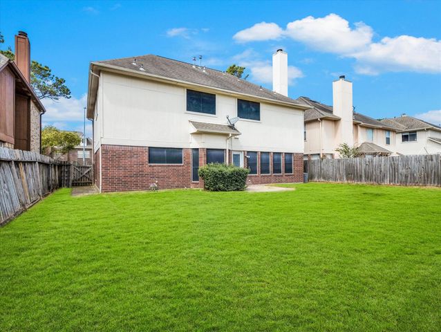 16423 Ash Point Lane, Sugar Land, TX 77498