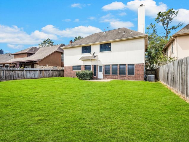 16423 Ash Point Lane, Sugar Land, TX 77498