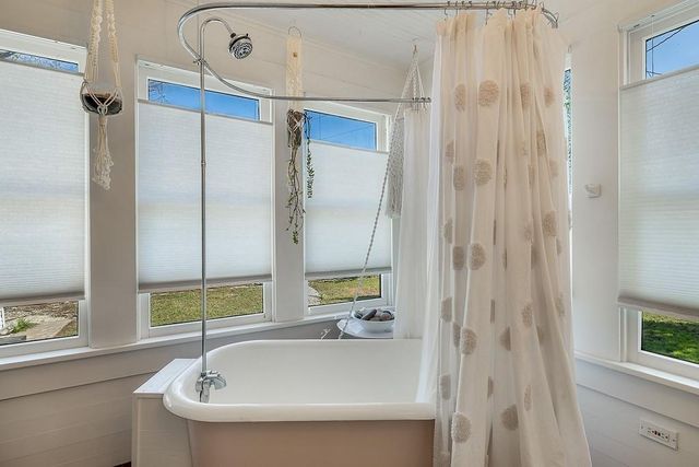 928 E State Highway 237, Fayetteville, TX 78940