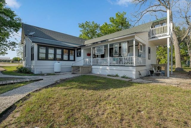 928 E State Highway 237, Fayetteville, TX 78940