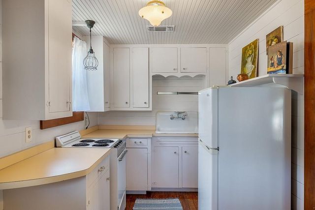 928 E State Highway 237, Fayetteville, TX 78940