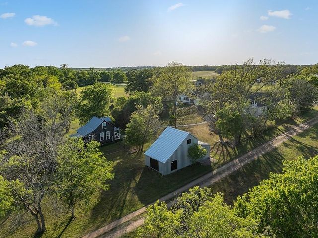 928 E State Highway 237, Fayetteville, TX 78940