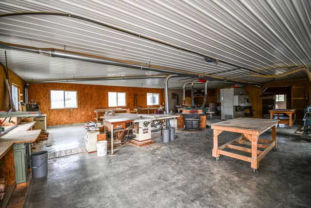 1233 Logan Run Road, Flemingsburg, KY 41041