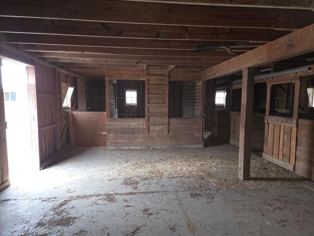 1233 Logan Run Road, Flemingsburg, KY 41041