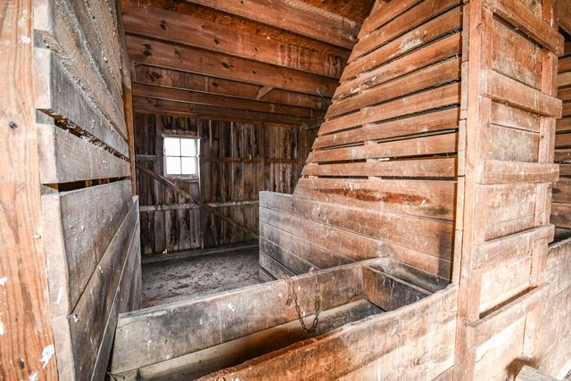 1233 Logan Run Road, Flemingsburg, KY 41041