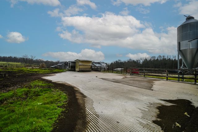 1233 Logan Run Road, Flemingsburg, KY 41041