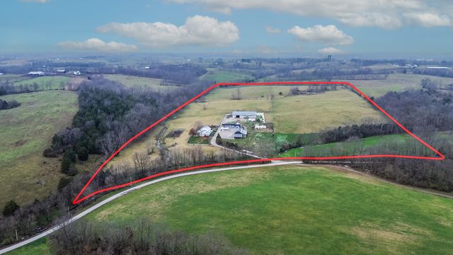 1233 Logan Run Road, Flemingsburg, KY 41041