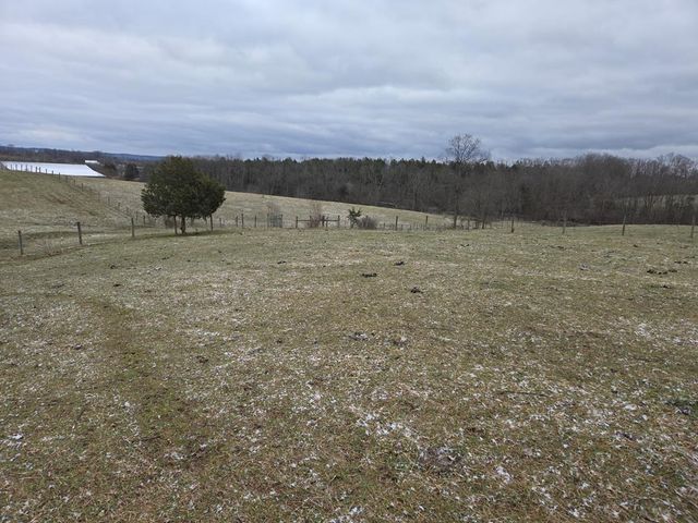 1233 Logan Run Road, Flemingsburg, KY 41041