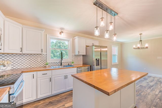 506 Bill Watkins Road, Hoschton, GA 30548