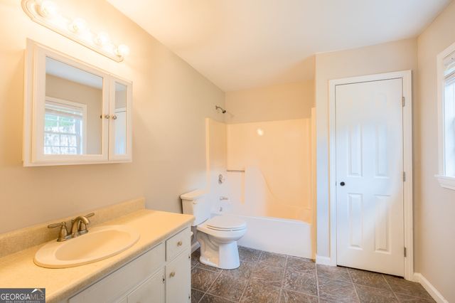 506 Bill Watkins Road, Hoschton, GA 30548