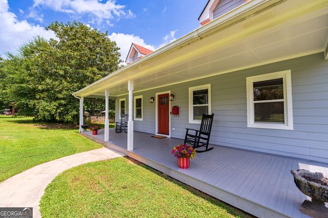506 Bill Watkins Road, Hoschton, GA 30548