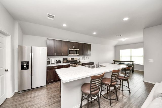 8620 Havana Drive, Texas City, TX 77591