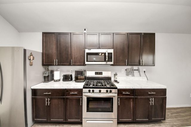 8620 Havana Drive, Texas City, TX 77591