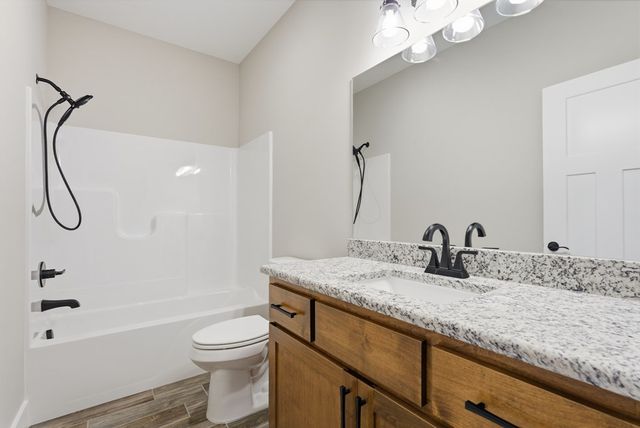 11100 H O Allison Rd, Baxter, TN 38544