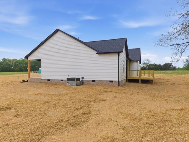 11100 H O Allison Rd, Baxter, TN 38544