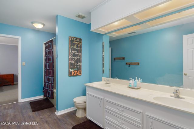 123 Dogwood Drive, Hattiesburg, MS 39402