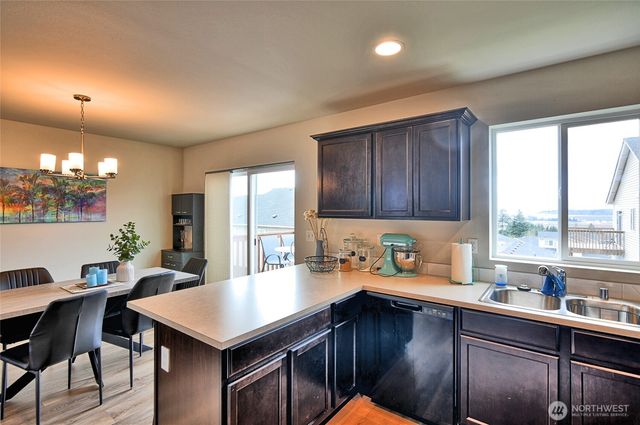 4334 69th Avenue NE, Marysville, WA 98270