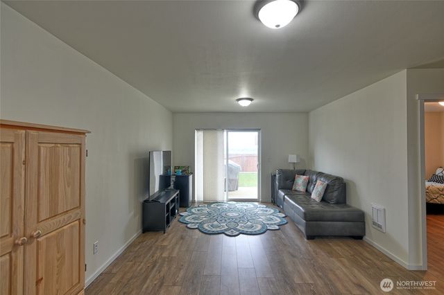 4334 69th Avenue NE, Marysville, WA 98270