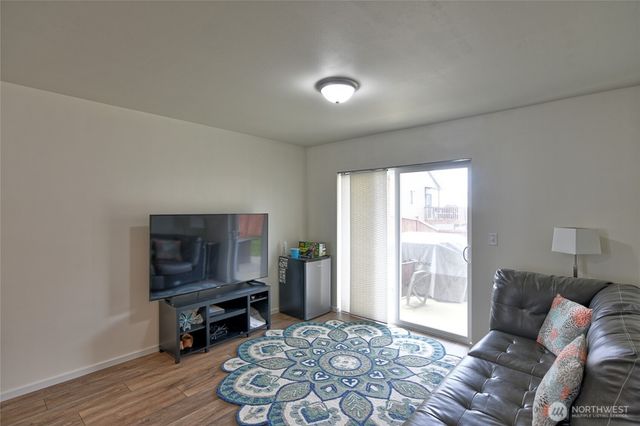 4334 69th Avenue NE, Marysville, WA 98270