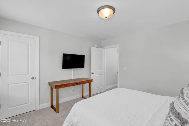 59 E Weatherbee Way, Hampstead, NC 28443