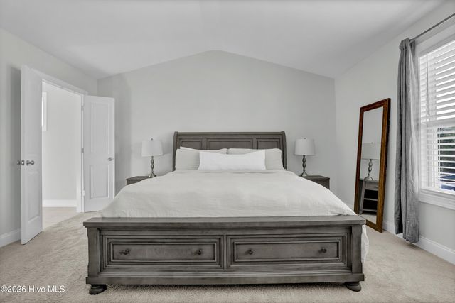 59 E Weatherbee Way, Hampstead, NC 28443