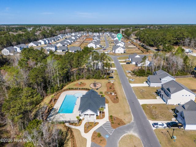 59 E Weatherbee Way, Hampstead, NC 28443