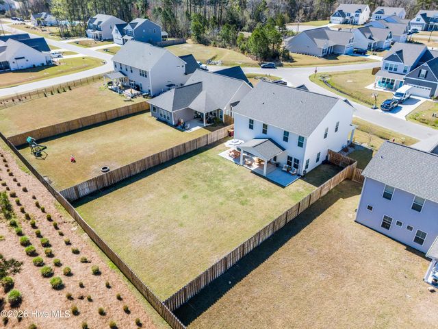 59 E Weatherbee Way, Hampstead, NC 28443