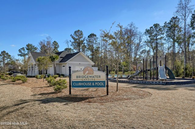 59 E Weatherbee Way, Hampstead, NC 28443