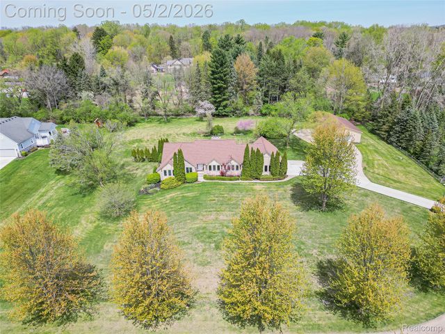 49202 Cheshire Lane, Canton Charter Township, MI 48187