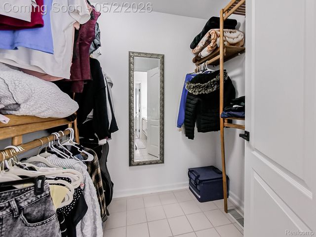 49202 Cheshire Lane, Canton Charter Township, MI 48187