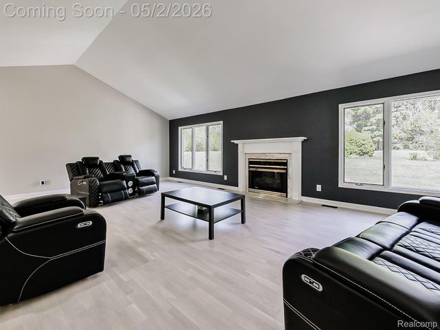 49202 Cheshire Lane, Canton Charter Township, MI 48187