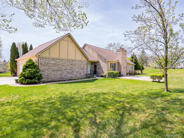 49202 Cheshire Lane, Canton Charter Township, MI 48187