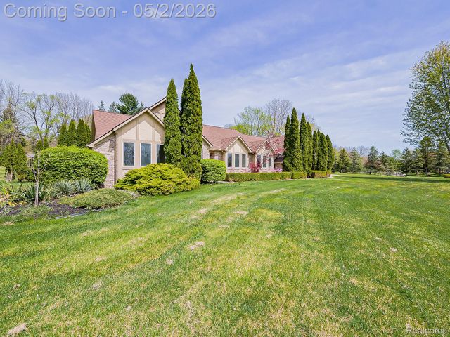 49202 Cheshire Lane, Canton Charter Township, MI 48187